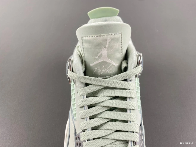 Air 4 HV0823-003 Seafoam (W) Jordan 0808
